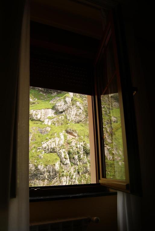 Hotel Garganta Del Cares Poncebos Szoba fotó