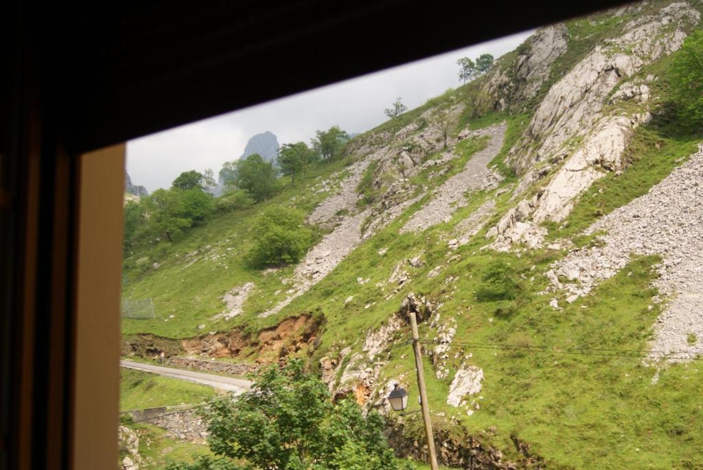 Hotel Garganta Del Cares Poncebos Szoba fotó
